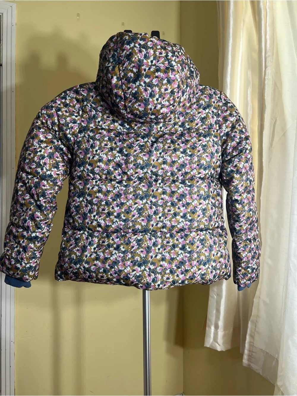 All in Motion Girls Floral Puffer Jacket Size M (7/8)